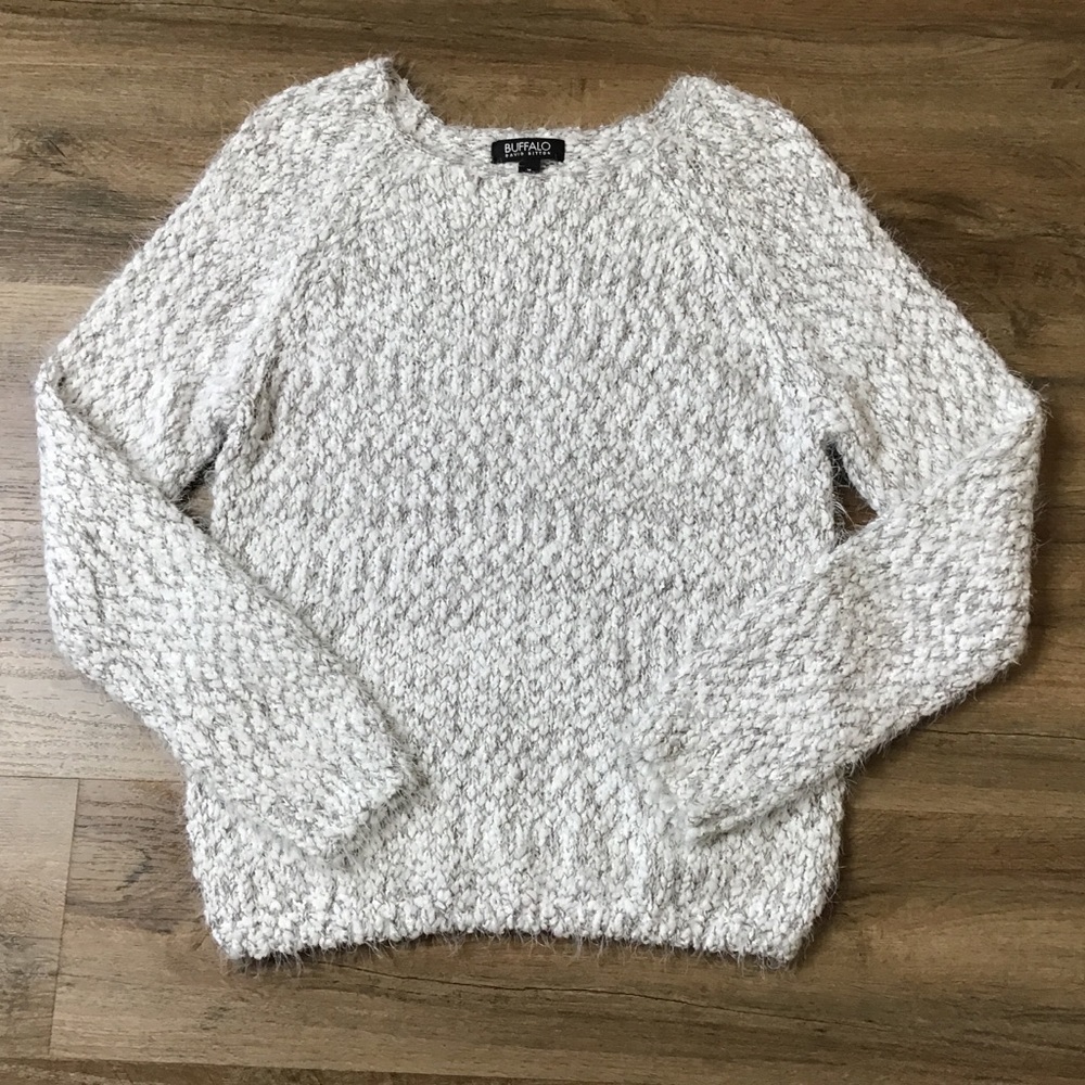BUFFALO David Bitton Sweater Size M Marled Soft Cozy Fuzzy White Gray